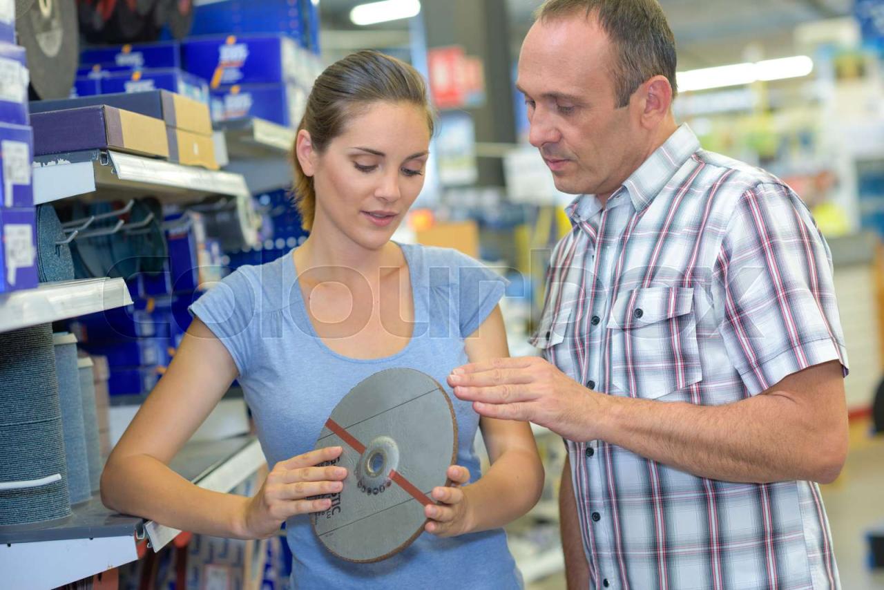 Understanding Consumer Needs in Hardware Shopping