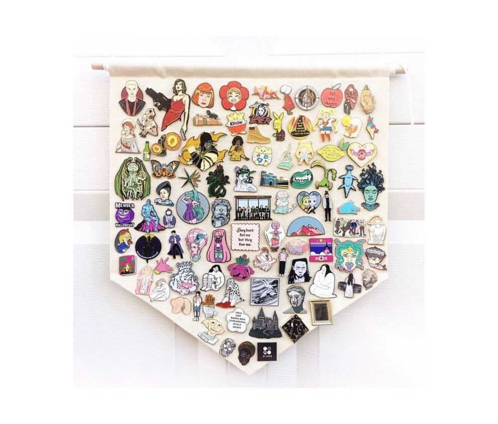 Customizable Decoration Pieces and Their Appeal to Buyers